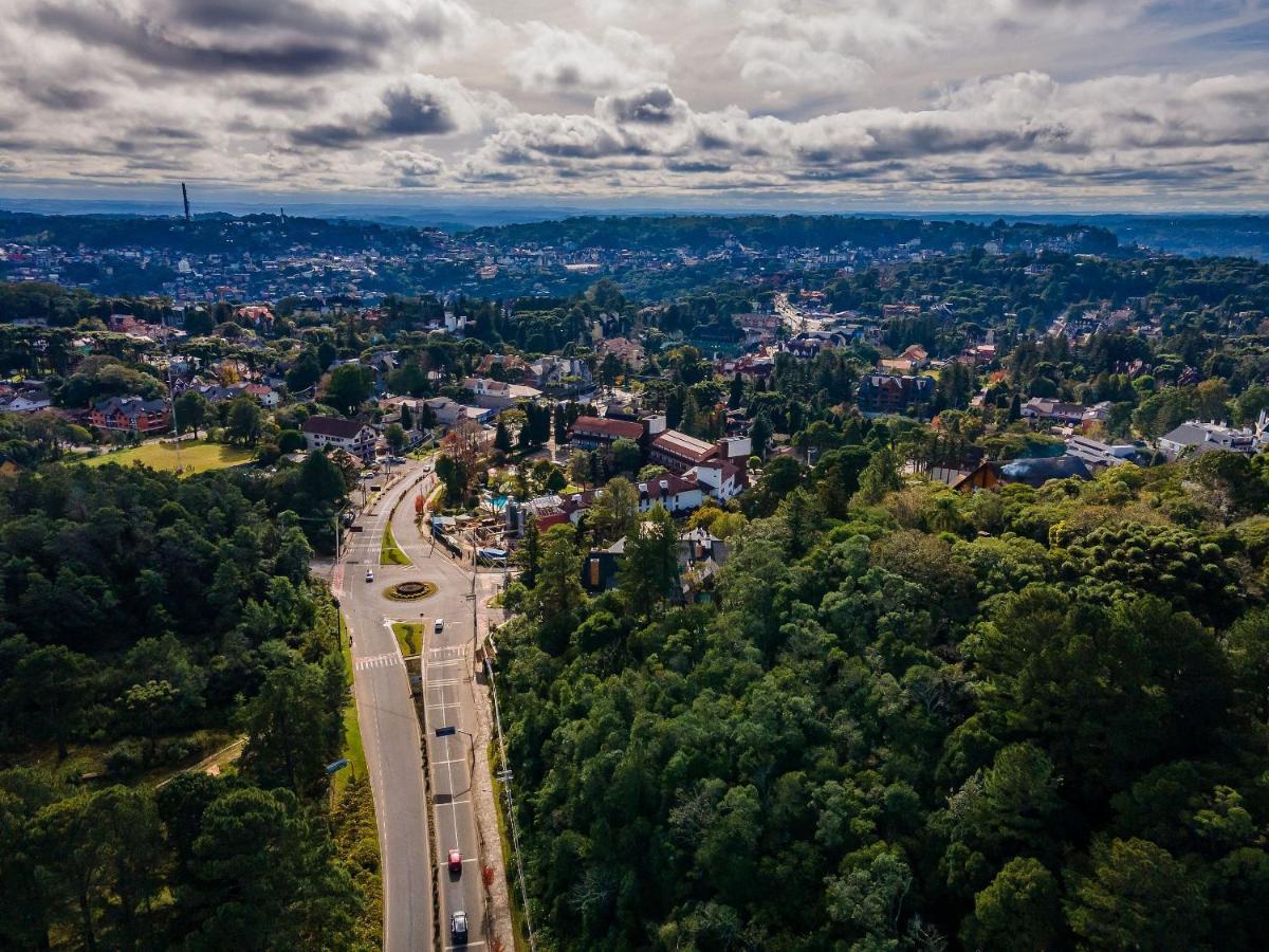 Alpes Da Montanha 203 - Ap Novo Junto Ao Centro De Gramado + Garagemアパートメント エクステリア 写真